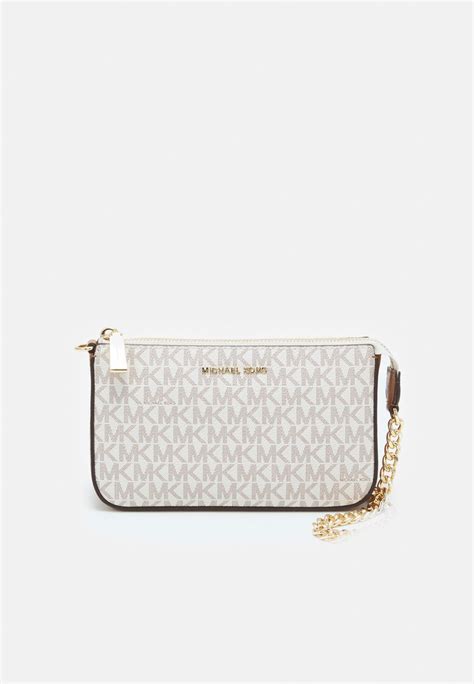 michael kors jet set chain ring tote vanilla|Michael Kors jet set bag.